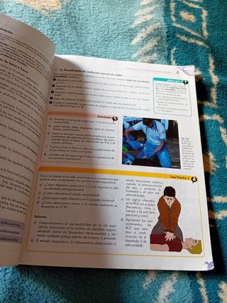 Libro primeros auxilios