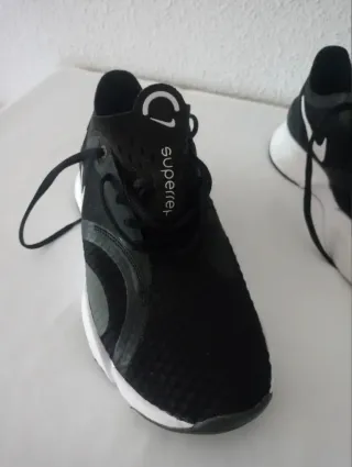 Zapatillas de entrenamiento SUPERRP GO,como nueva