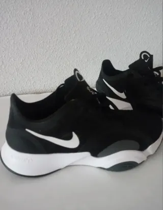 Zapatillas de entrenamiento SUPERRP GO,como nueva