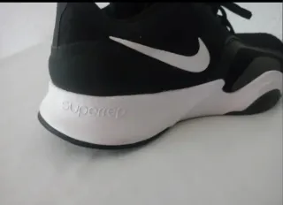 Zapatillas de entrenamiento SUPERRP GO,como nueva