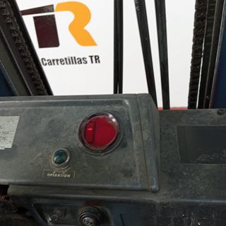 ECONOMICA CARRETILLA 4 RUEDAS 1500 KG