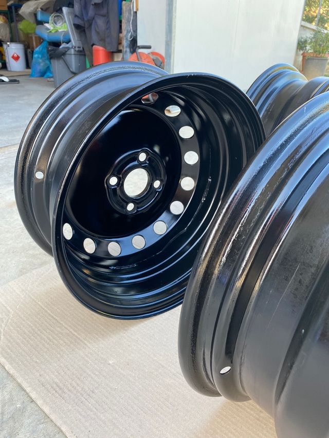 cerchi grande punto e Opel corsa