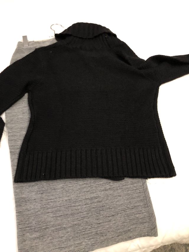 Falda y chaqueta juntos