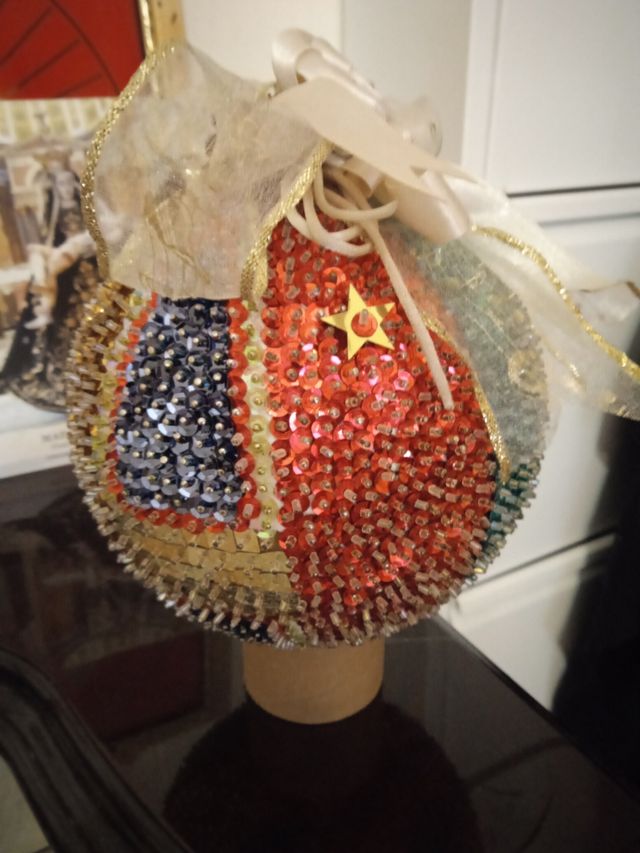 Palla di natale paiettata