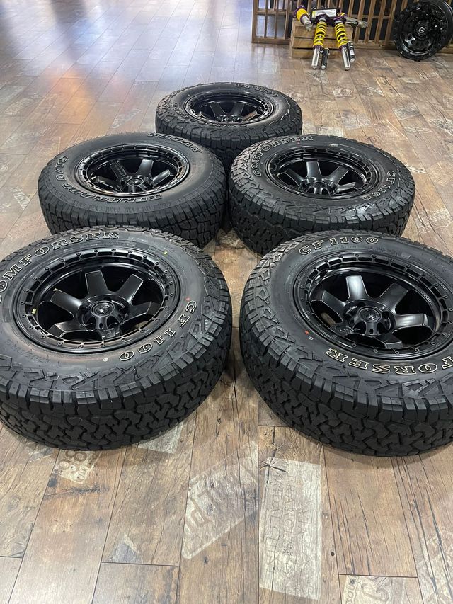 Set 5 Llantas Fuel Block 18x9 5x127 ET-12