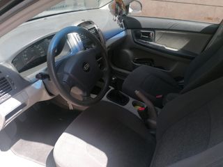 KIA Cerato 2005