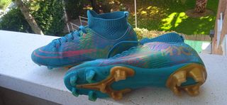 Botas de fútbol