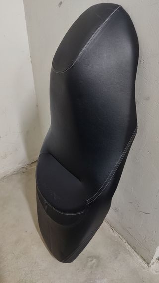Asiento Yamaha Xmax