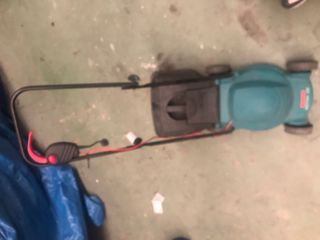 cortacesped bosch rotak 32