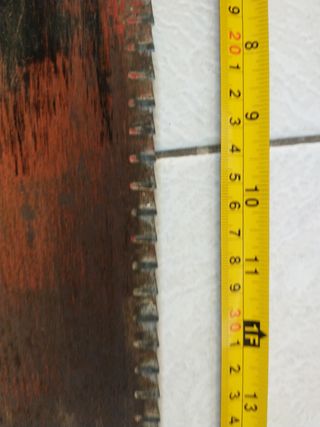 Serrucho para ladrillo inglés