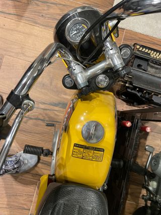 2 motos honda monkey una con papeles y otra sin