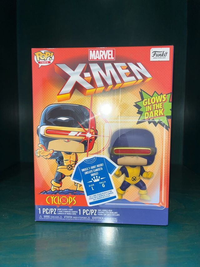 Cyclops (glows in the dark) con camiseta sellado 
