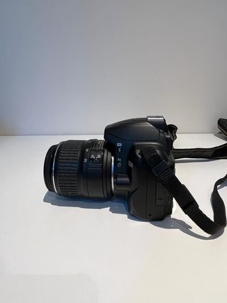 Nikon D3000