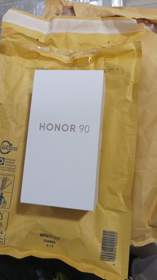 Honor 90