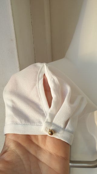 blusa blanca Stradivarius Talla M