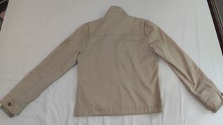 Cazadora beis Zara talla L