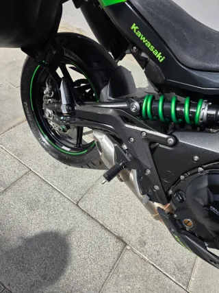 VENDO O CAMBIO por coche  Kawasaki Er6N 650