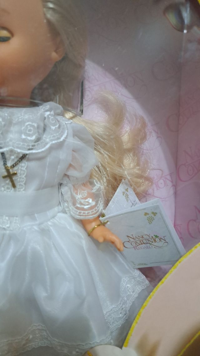 Muñeca famosa nancy comunión