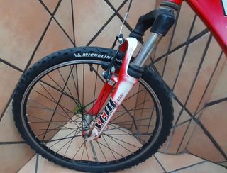 Bicicleta 26" BH