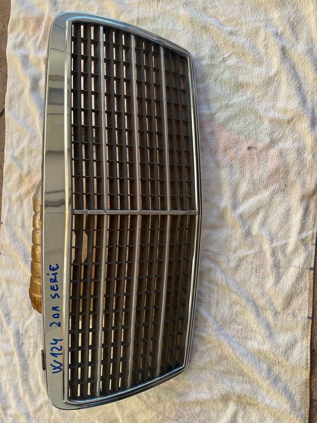 Mercedes W124 rejilla, calandra 