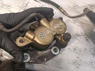 PINZA DE FRENO DELANTERA GILERA GP 800 (M55) 800 -