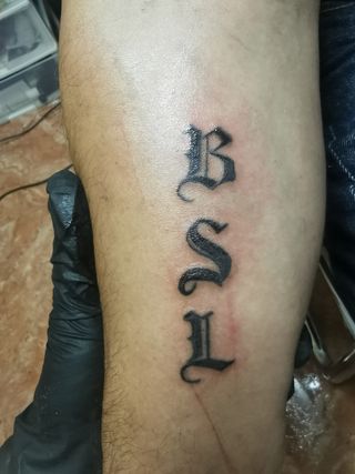 tatuajes y piercing economico