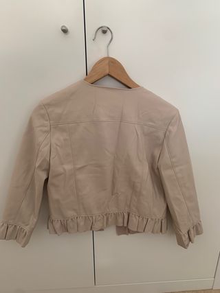 Cazadora Cuero Zara