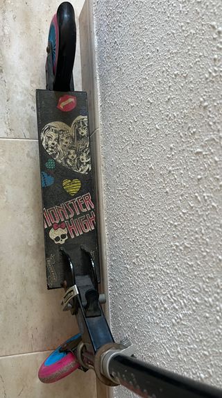 Patinete Monster High