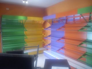 Equipamiento integral fruterias y tiendas