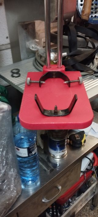 JAMONERO VERTICAL CON POCO USO