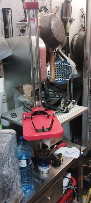 JAMONERO VERTICAL CON POCO USO