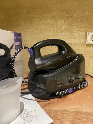 Centro de Planchado Taurus