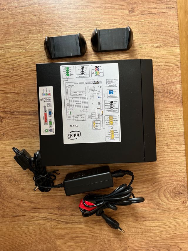 PC pequeño autoventilado Sedatech con disco SSD