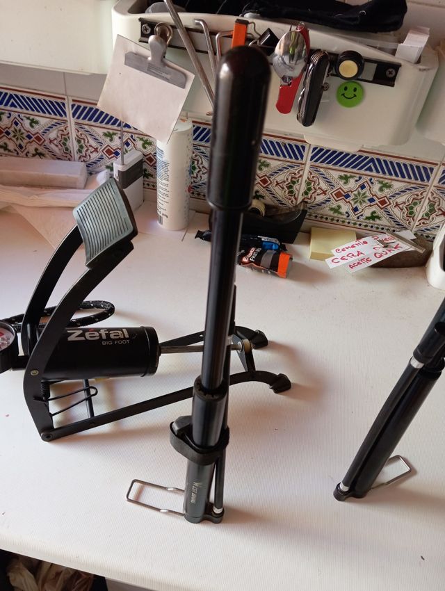 Bombas para bicicletas y otros usos