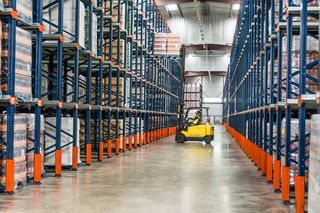 Estanterías metálicas y seguridad