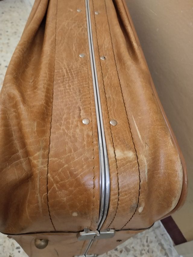 Maleta de cuero vintage