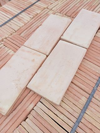 Baldosas de barro rusticas