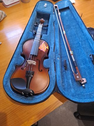 VIOLIN AMADEUS