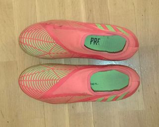 BOTAS DE FUTBOL ADIDAS PREDATOR