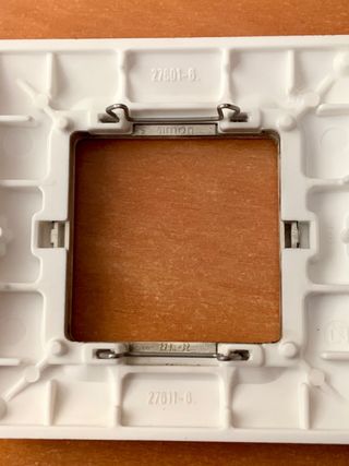 Interruptor doble Simon.