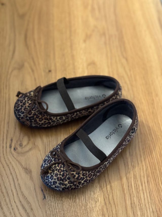 merceditas Victoria nuevas talla 24