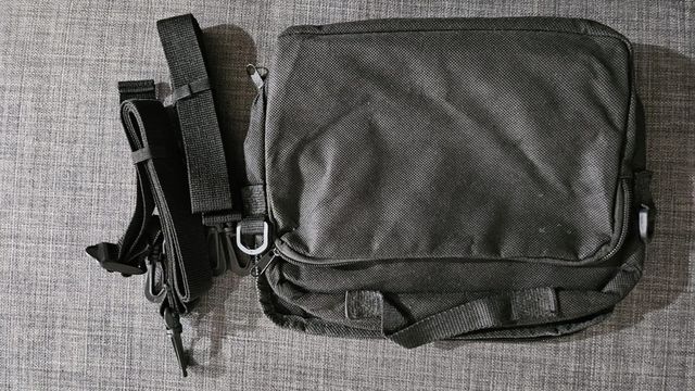 Borsa Tablet uomo con tracolla