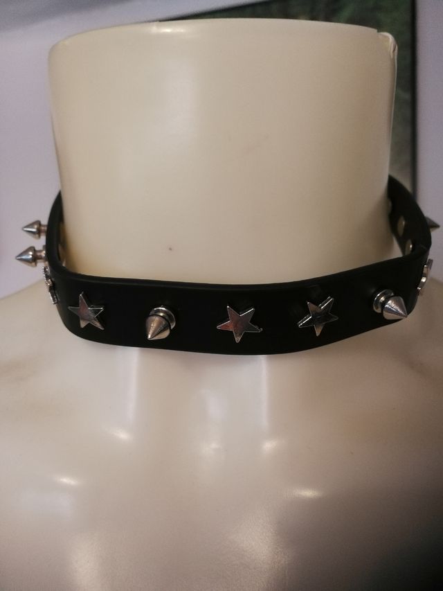 Collar punk rock