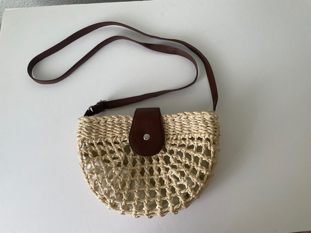 Bolso de mimbre