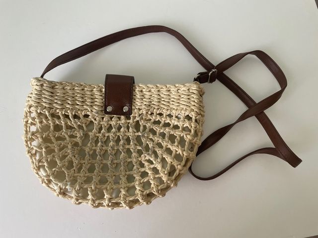 Bolso de mimbre