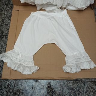 Enaguas y braga pantalón a juego
