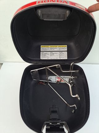 Baúl transportin equipaje casco  moto Honda