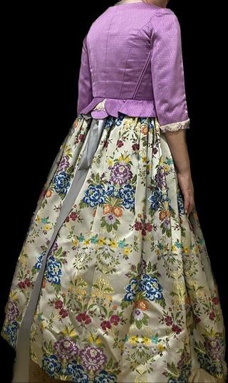 Traje fallera SIN manteletas 