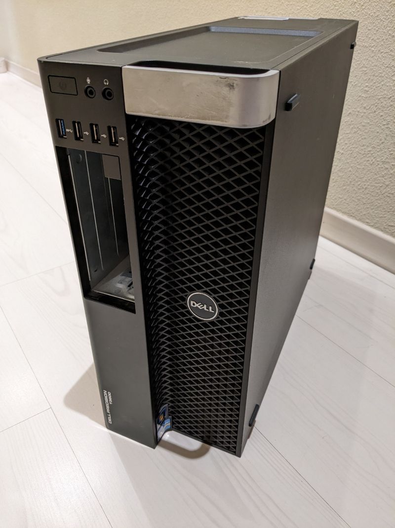 Caja y placa Dell T3600