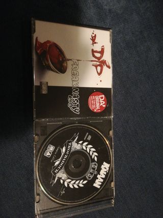CD, s single más 1 cd